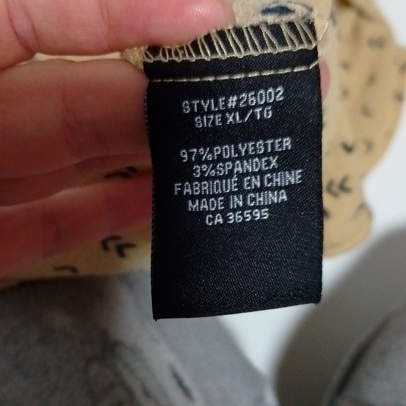 Mandy evans woman xl button down light vest sleeveless with chevrons.  Neutral - Picture 6 of 6